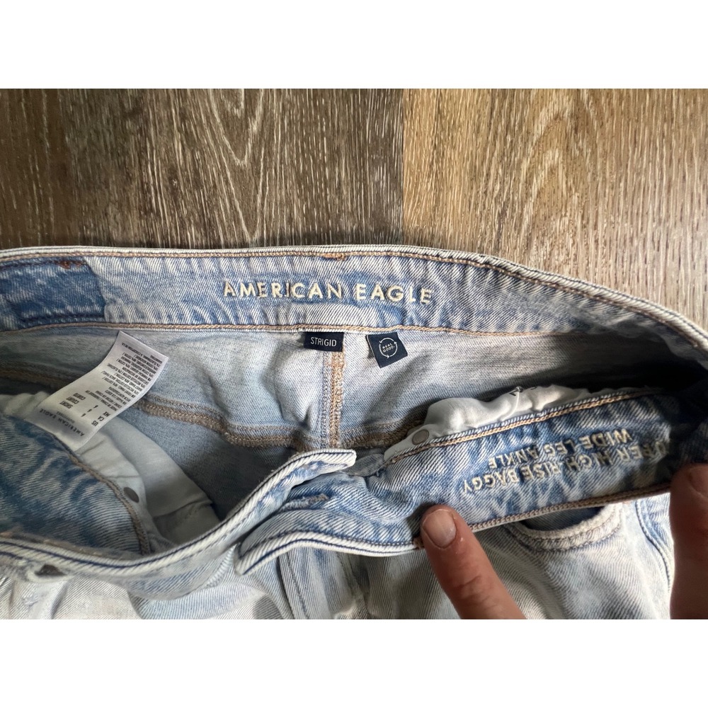 American Eagle Baggy Wide Leg Ankle Jeans Women 6 Short Light Wash Distressed - Picture 2 of 9
